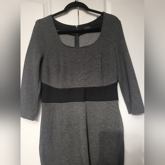 Elegant Esprit XL Bodycob Dress with 3/4 Sleeve and Pockets - Picture 10 of 13